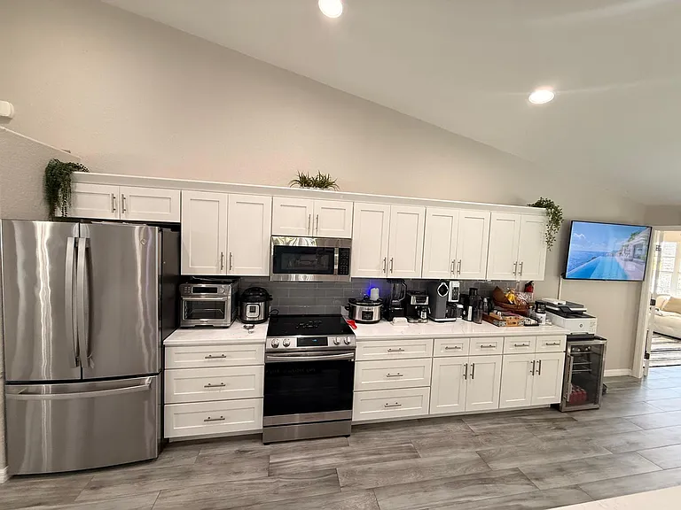 4238 Surfside Ct — Photo 12