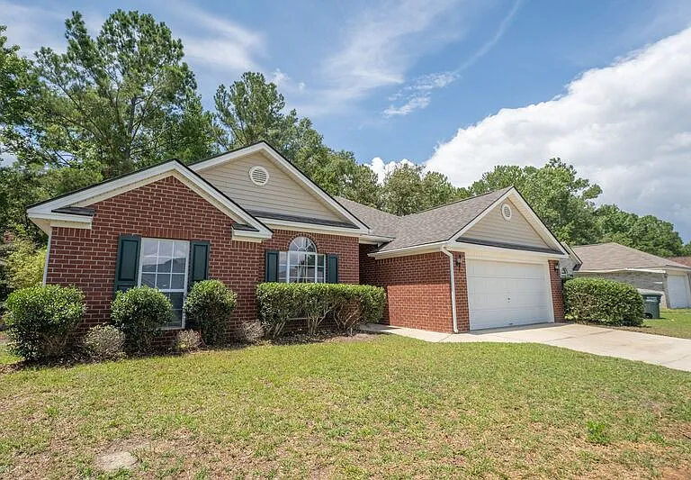 123 W Tisbury Ln — Photo 3