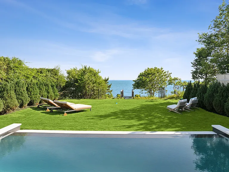 40 Oceanview Dr — Photo 15