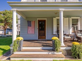 338 N Main St, Southampton, NY 11968