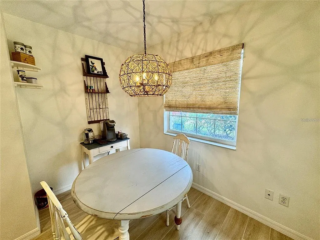3 bed, 2.5 bath, 2146 sqft, $3,100 — Photo 4