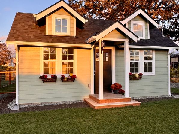 15005 W Thorne Ln SW