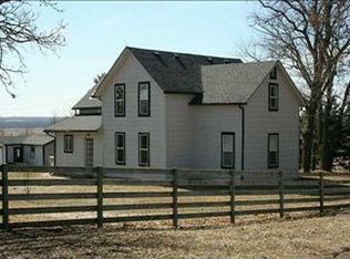 2247 Fillmore St, Norwalk, IA 50211