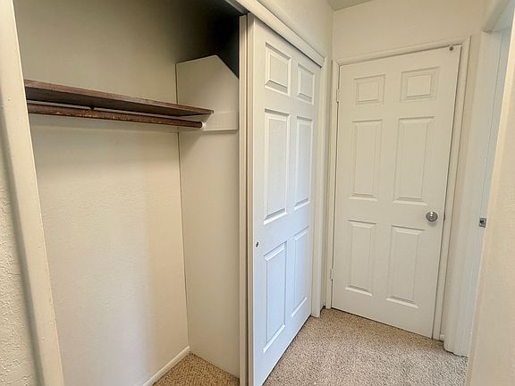 4th image of 2806 Howe Pl APT 3