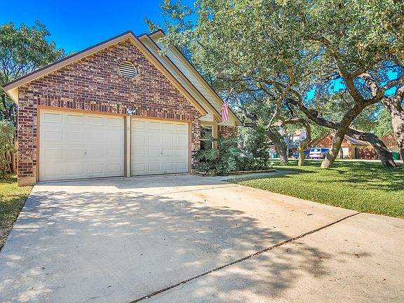 2nd image of 4119 Camphor Way