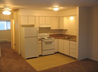 3933 SE Francis St, Portland, OR 97202