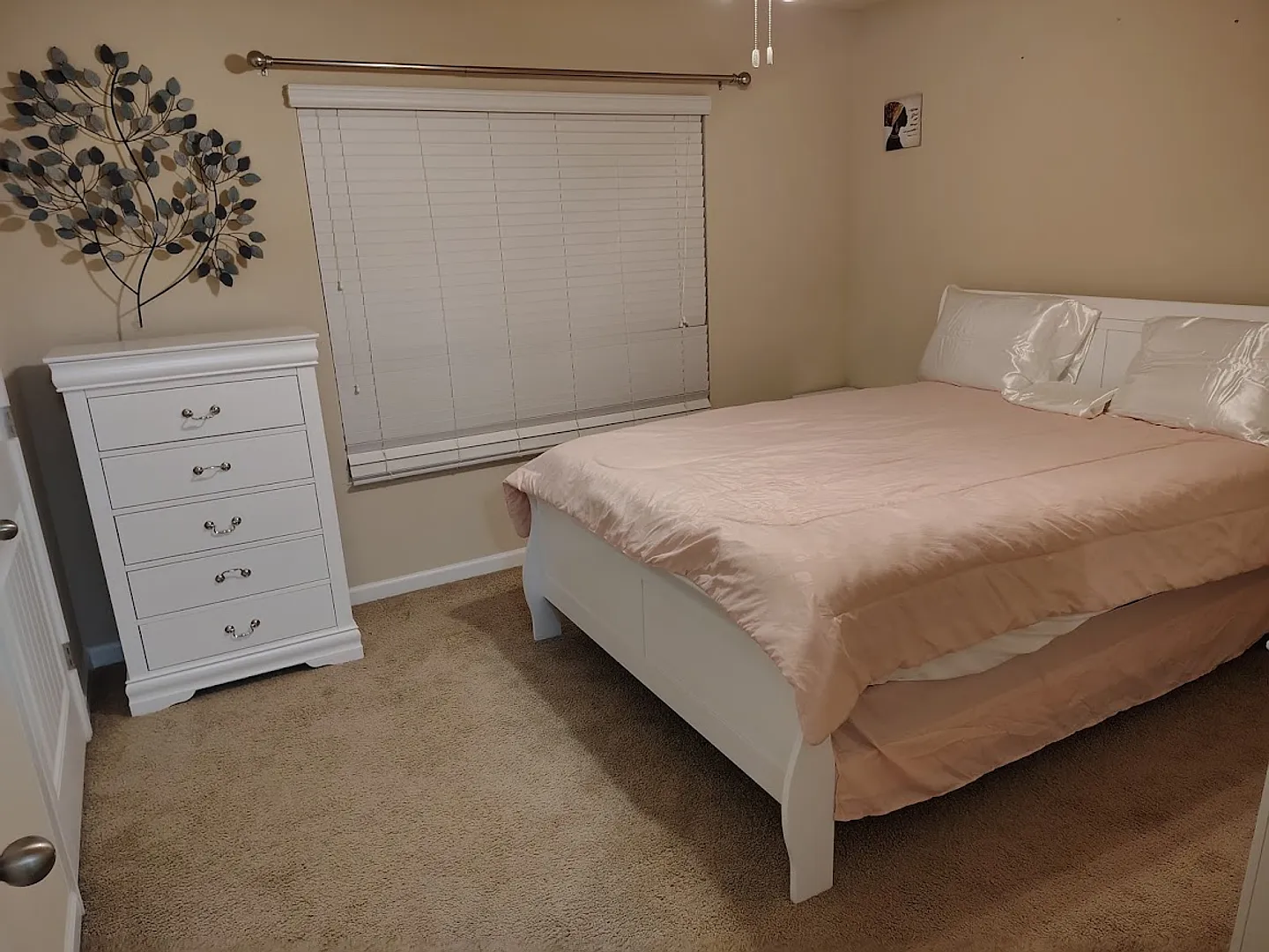 829 Blue Hill Lane — Photo 4