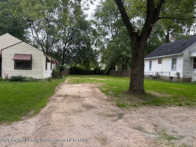 1st image of 524 N Deerfield Ave