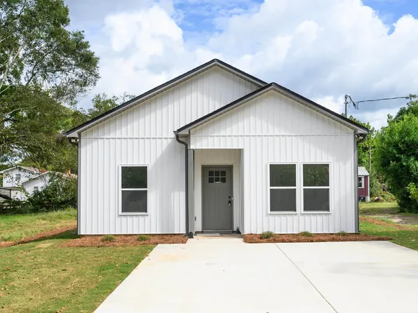 340 Samford St, Montevallo, AL 35115