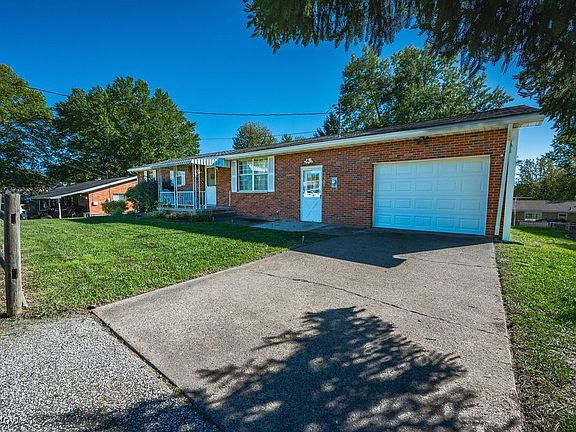 3rd image of 1662 17th Ave
