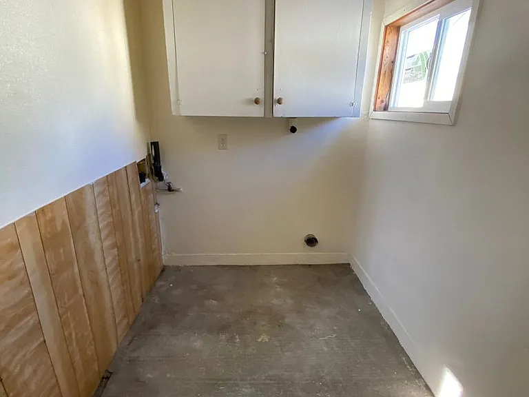 3147 Boardman Ave #3-units 1-2 — Photo 6