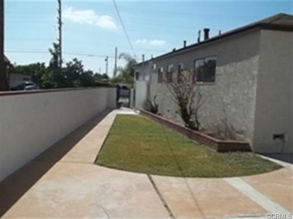 5th image of 7503 Passons Blvd