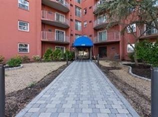 115 W Squantum St APT 1001, Quincy, MA 02171