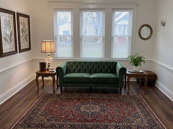 127-129 Harvard St #1