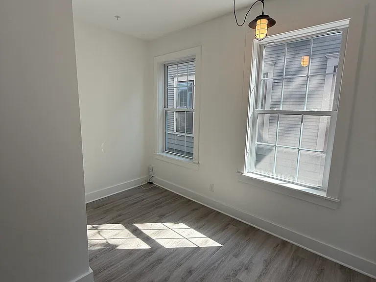 Den / office area