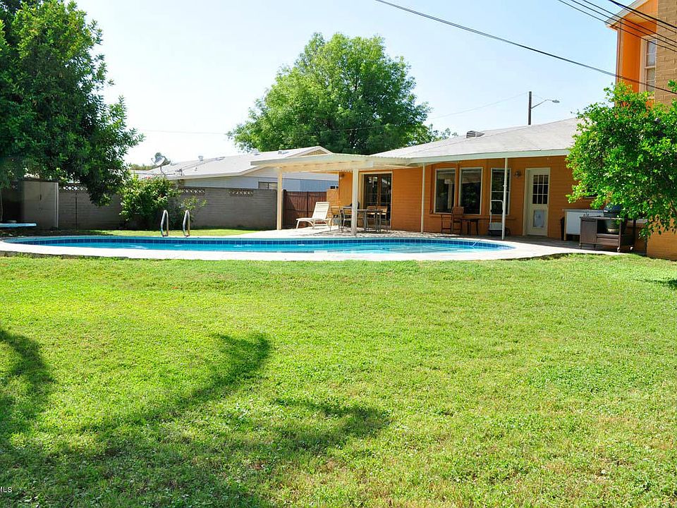 1st image of 219 E Broadmor Dr