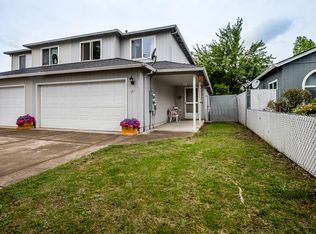 581 Mountain View Dr, Central Pt, OR 97502