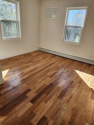3rd image of 746 E 224th St #1