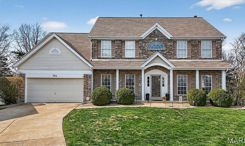 1st image of 764 Charleston Oaks Dr