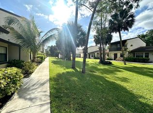 1244 N Haverhill Rd APT 4, West Palm Beach, FL 33417