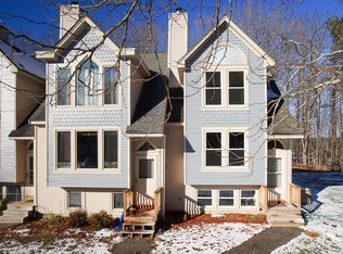 365 N River Rd APT 6, Epping, NH 03042