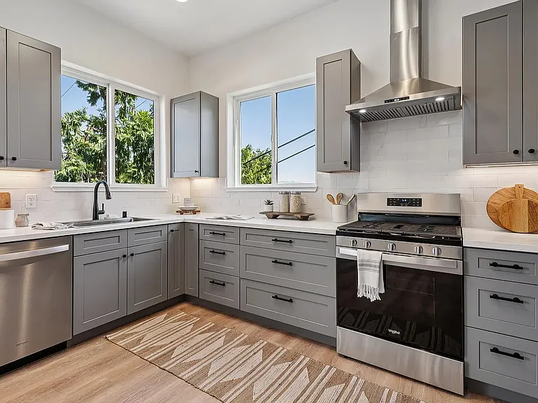 314 Golden Gate Ave — Photo 17