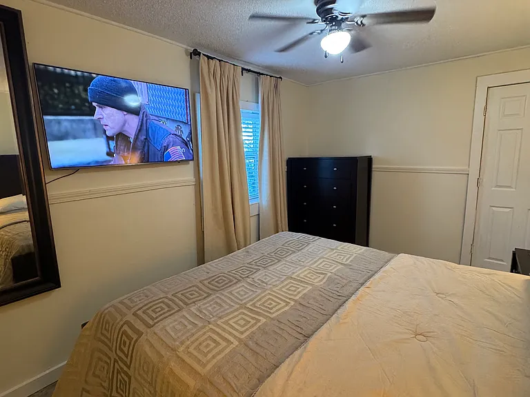 3705 Market St #1 — Photo 6