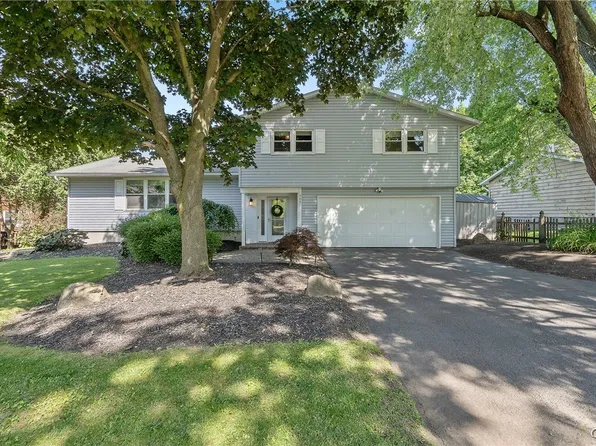 4881 Clark Ln, Manlius, NY 13104