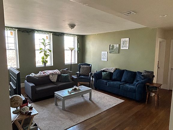 5th image of 394 Riverway APT 8