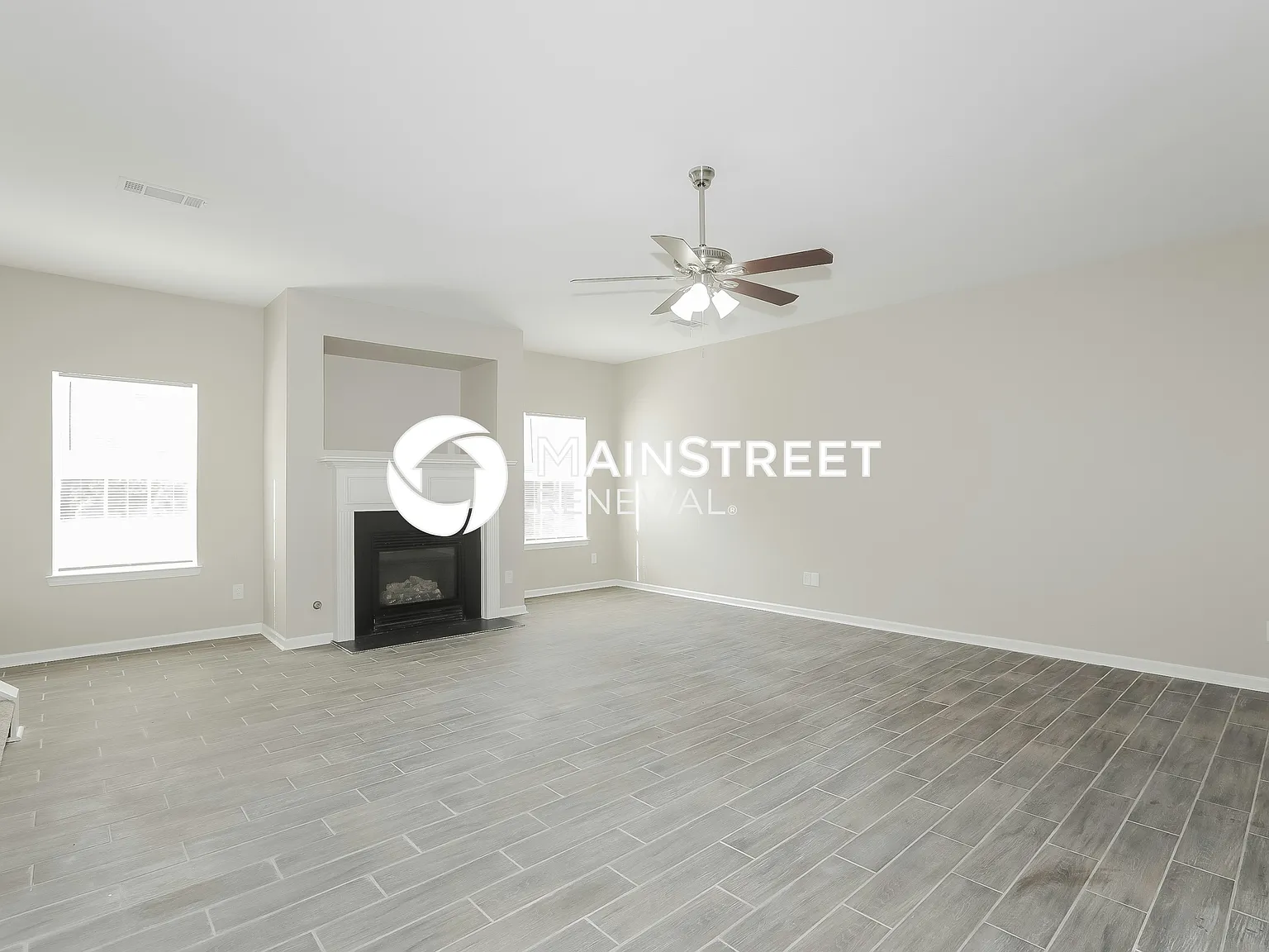 1010 Baltic Way — Photo 4