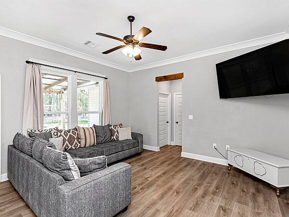 4th image of 12652 Brown Rd