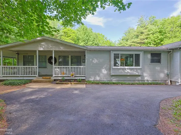 60 Sassafras Rd, Lehighton, PA 18235