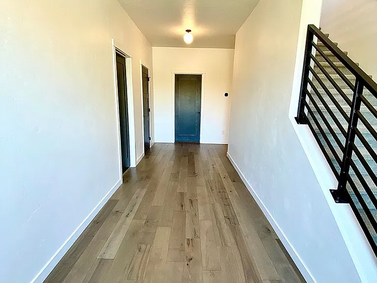 1258 E Echelon Ridge Ln — Photo 19
