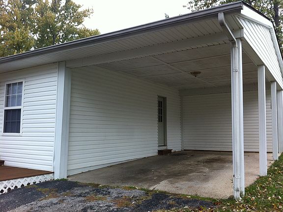 2nd image of 852 Twin Oaks Dr