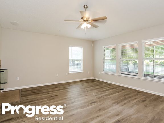 3rd image of 3858 Marsh Bluff Dr