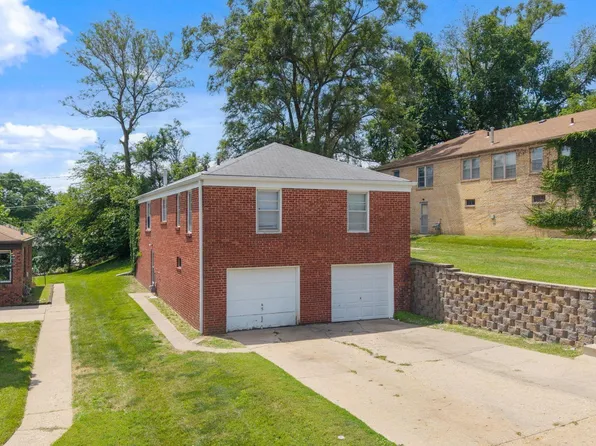 5833-5835 Lafayette Ave, Omaha, NE 68132