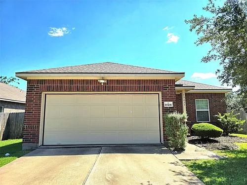 19435 Mystic Cypress Dr Photo 1