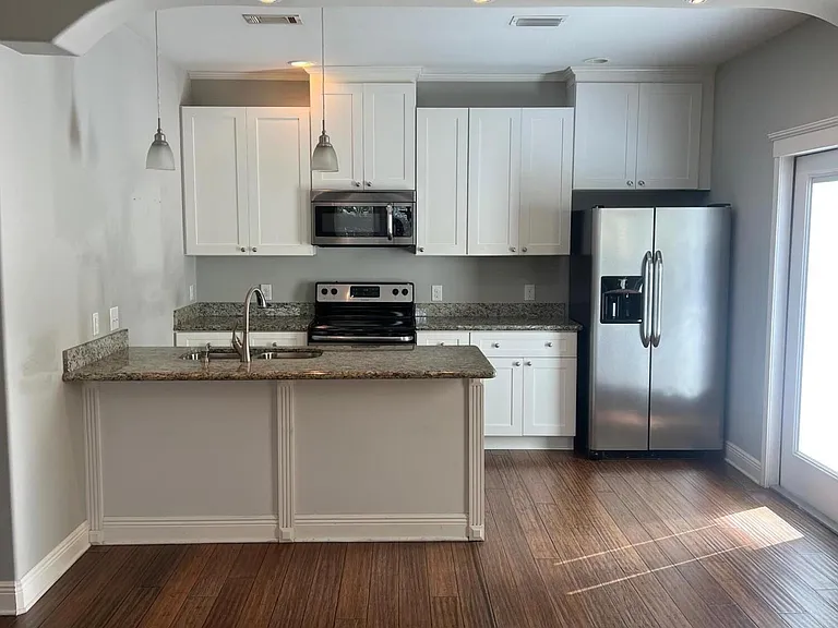 7481 Harvest Village Ct — Photo 4