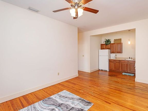 5th image of 83 N Central Ave APT 201