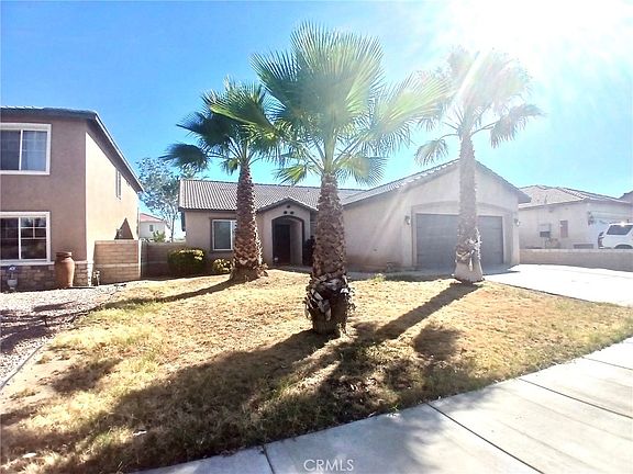 2nd image of 13811 Mimi Rd