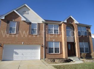 125 Bayberry Dr, Fairview Heights, IL 62208