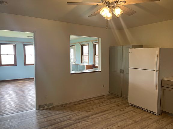 5th image of 217 N Albert Ave