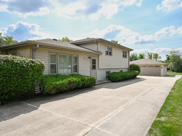 (undisclosed Address), Glen Ellyn, IL 60137