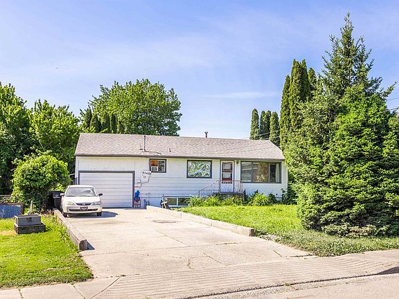 3rd image of 45488 Reece Ave