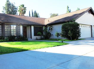 18640 Erwin St, Reseda, CA 91335