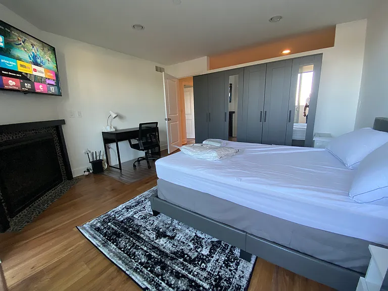 835 N Edinburgh Ave — Photo 7
