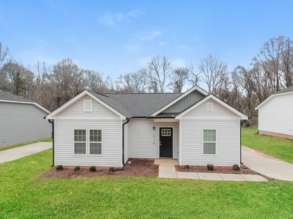 1016 N Oakwood St, Gastonia, NC 28052