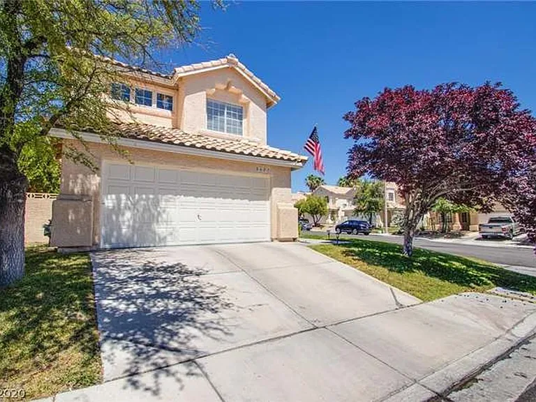 2437 Twin Flower Cir — Photo 1