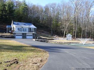 30 Spongia Rd, Stone Ridge, NY 12484