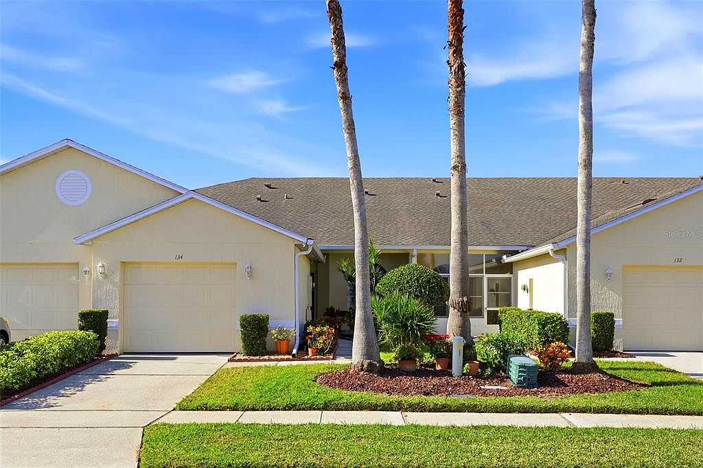 134 Club Villas Ln